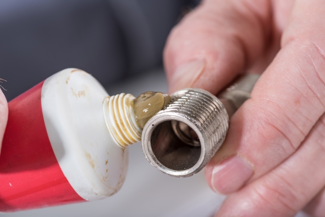 Emergency plumbers South Stifford, West Thurrock, RM20